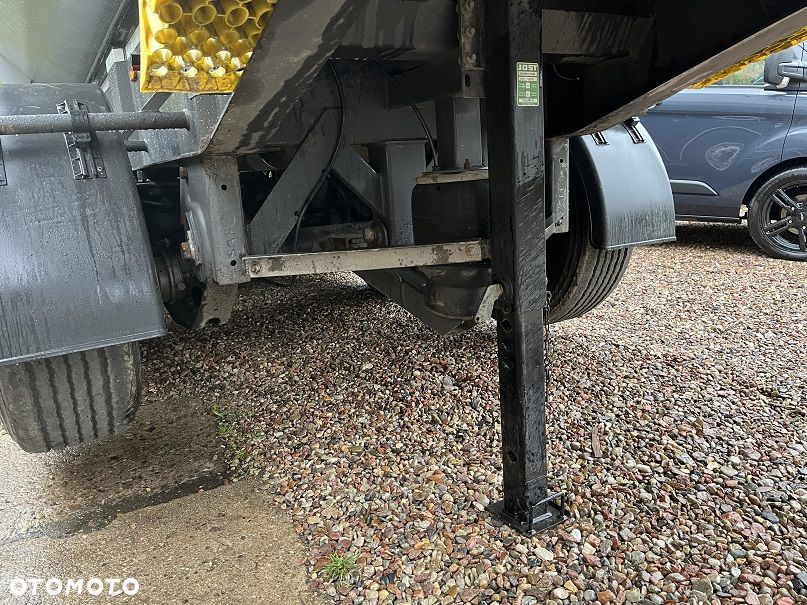 Carnehl CHKS/HH stalowa 28m3 Hardox rynna 2019 naczepa wywrotka stal z NIEMIEC - 10