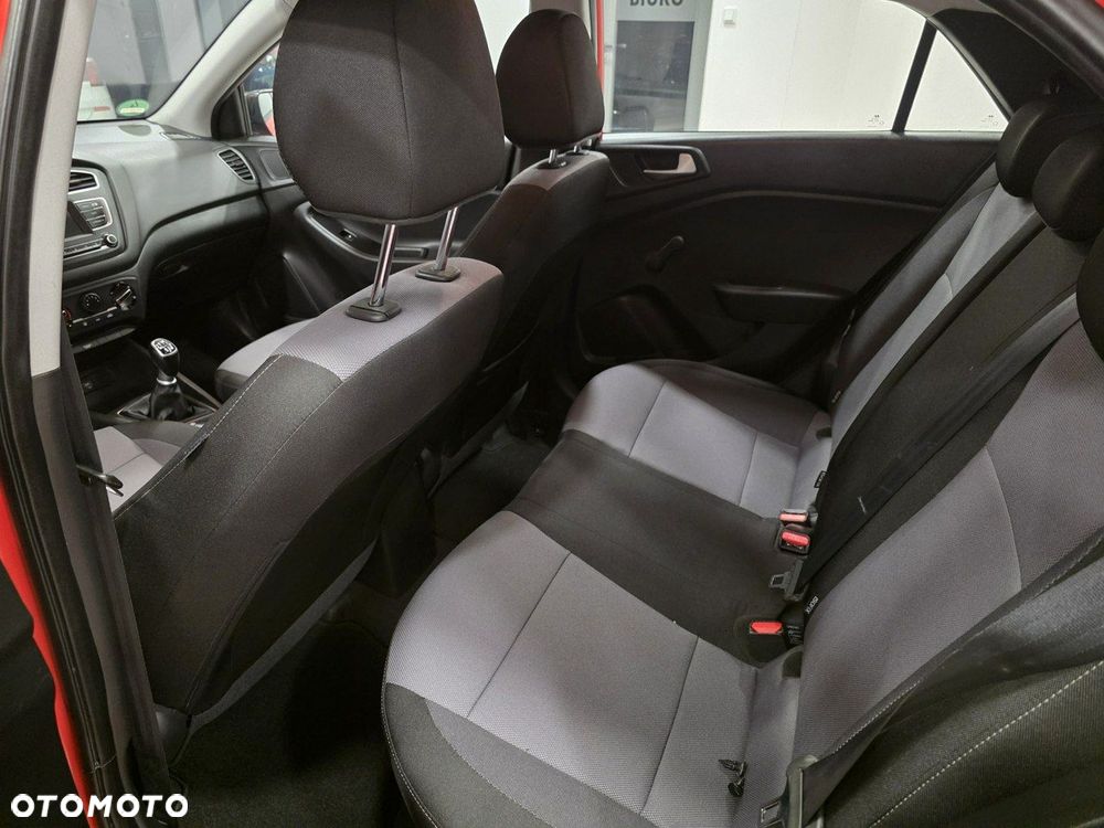 Hyundai i20 blue 1.4 Active Select - 12