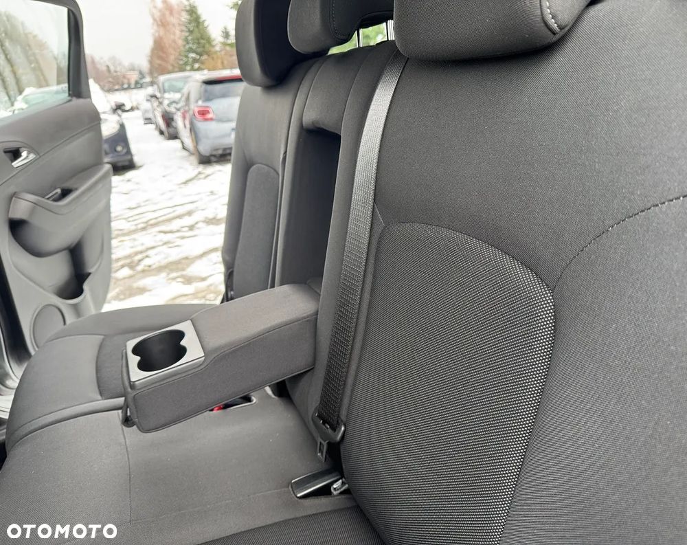 Chevrolet Orlando - 22