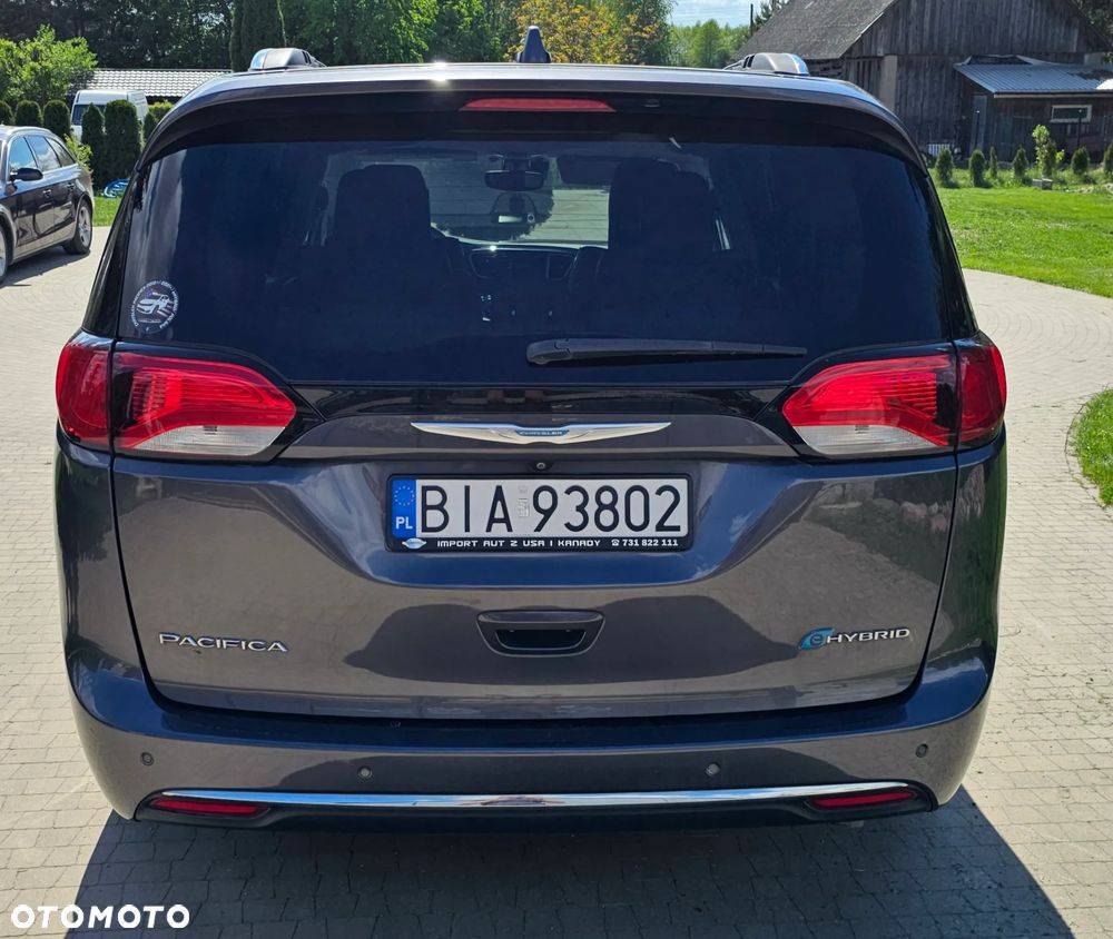 Chrysler Pacifica - 7
