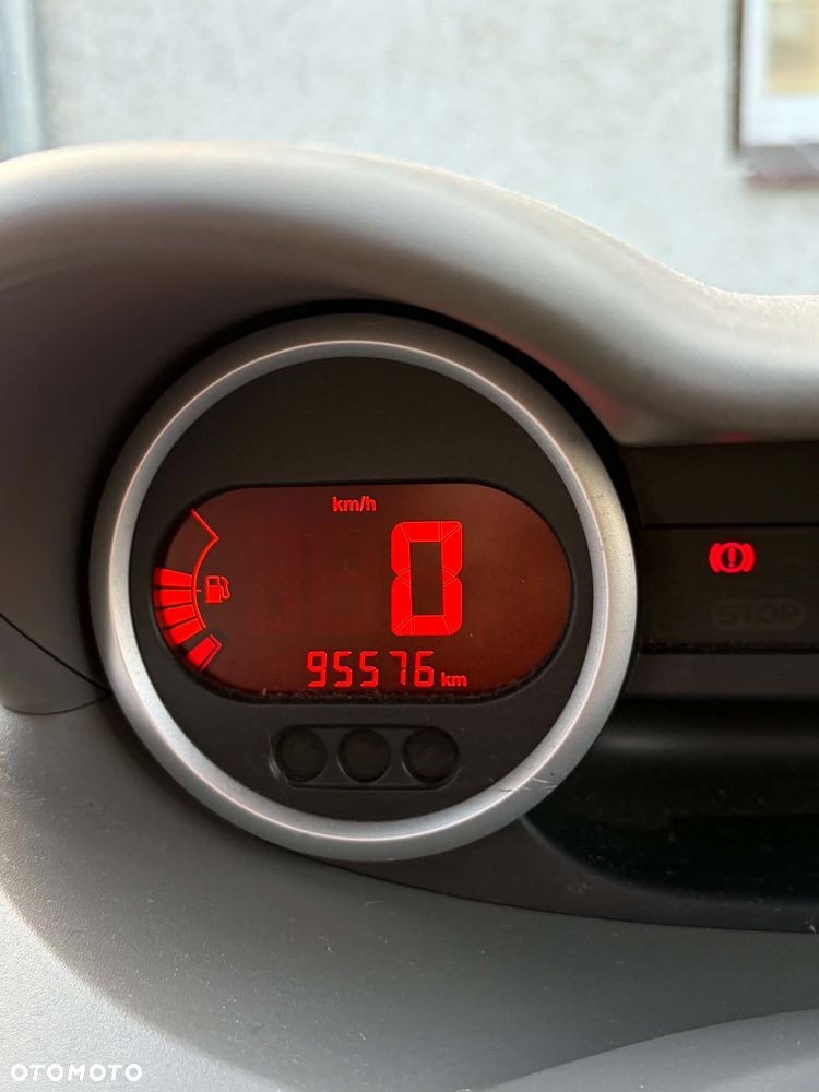 Renault Twingo 1.2 16V Dynamique - 8