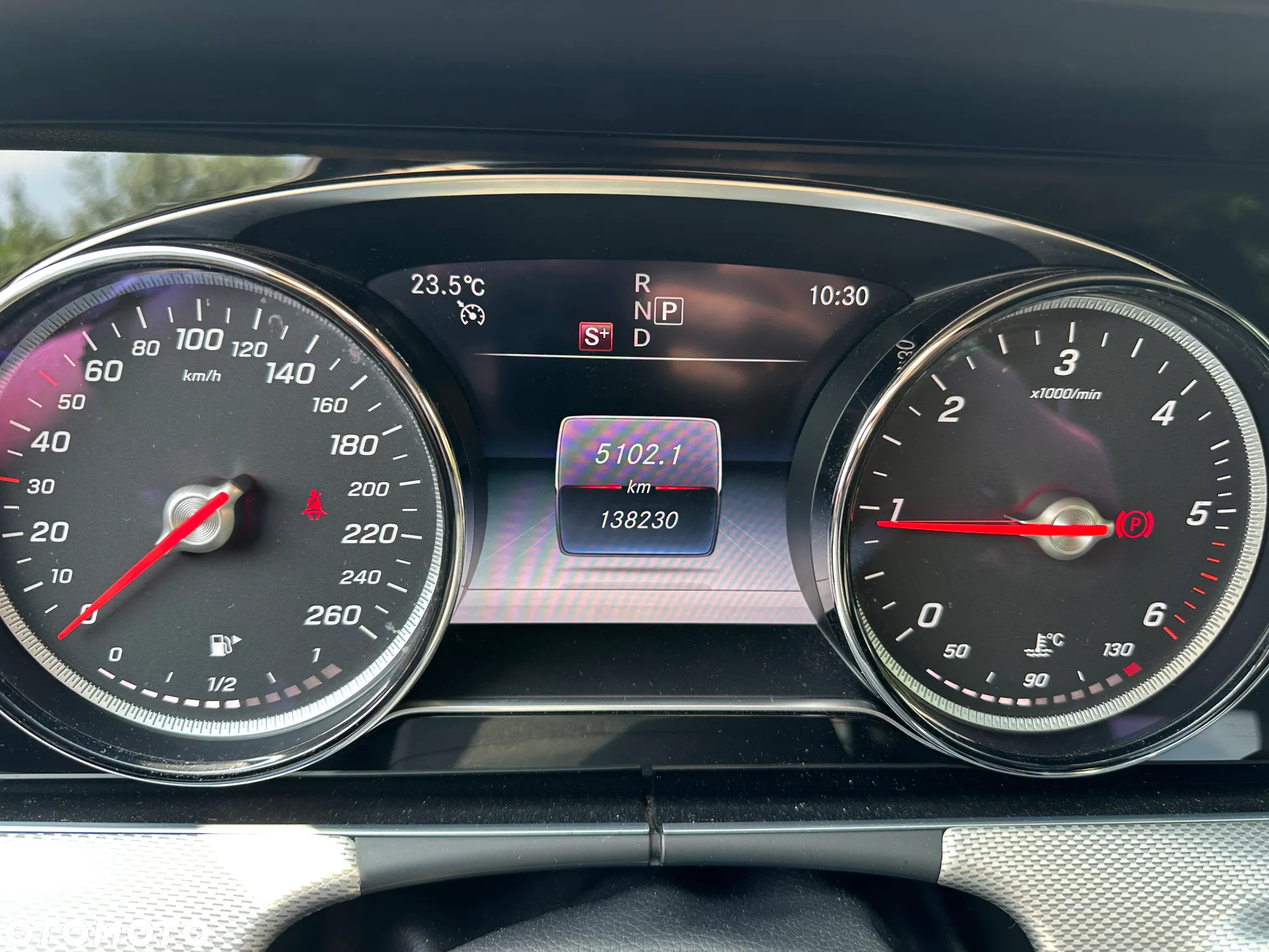 Mercedes-Benz Klasa E 200 d 9G-TRONIC - 11