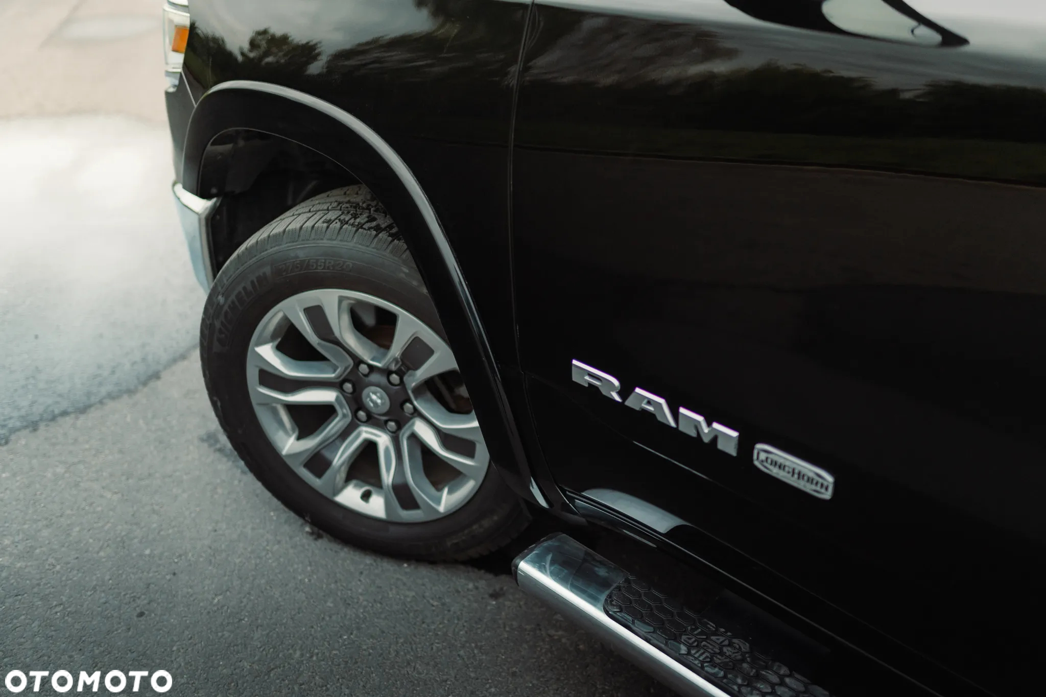 RAM 1500 5.7 Crew Cab Longbed Longhorn Chrome - 10