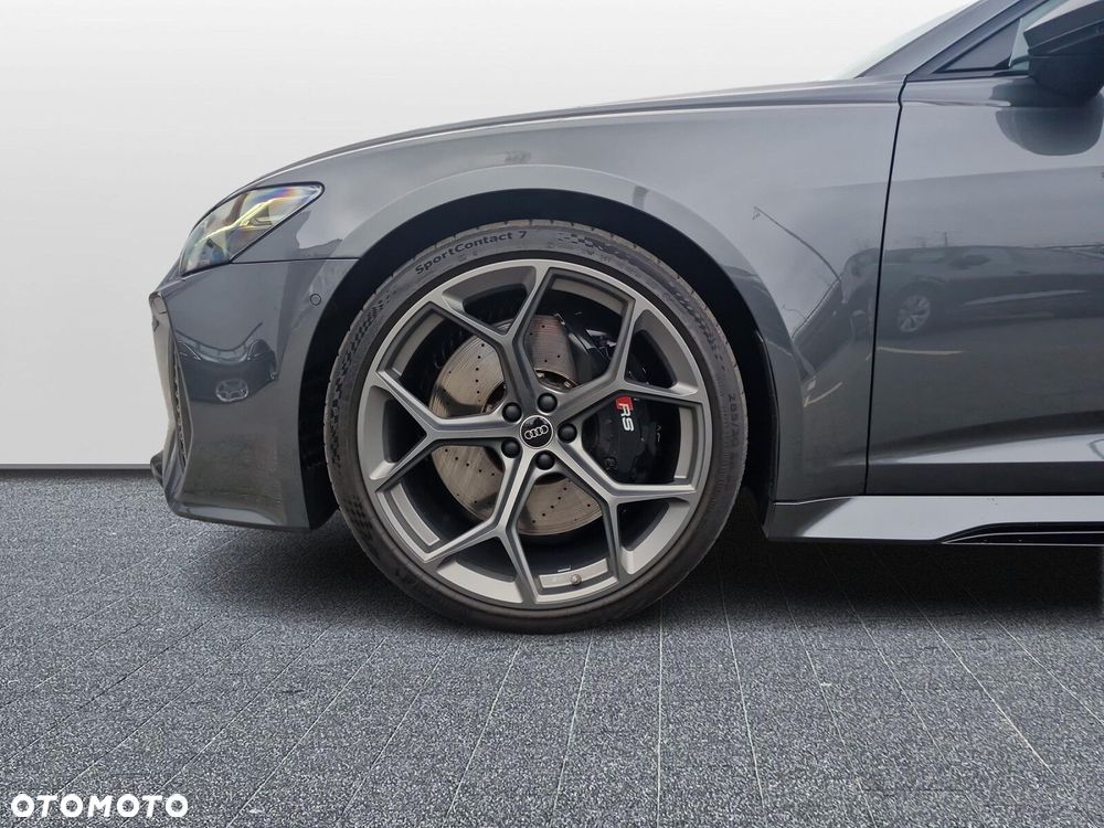 Audi RS6 Avant - 19