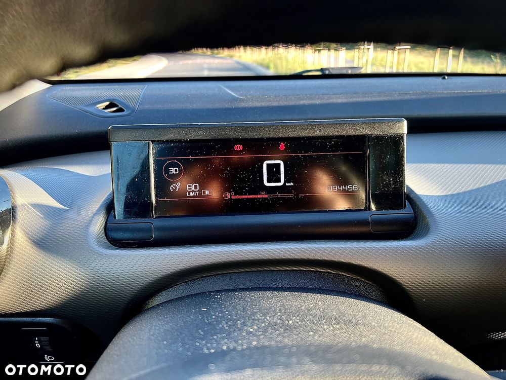 Citroën C4 Cactus 1.2 PureTech Shine S&S - 21