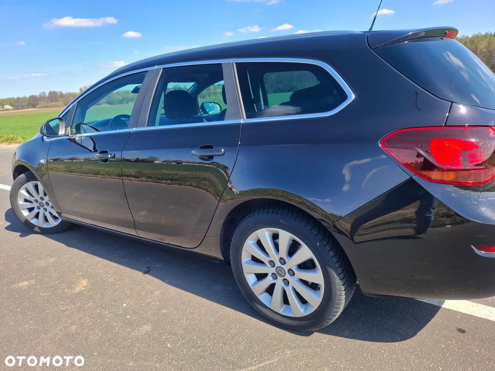 Opel Astra 1.7 CDTI Cosmo - 4