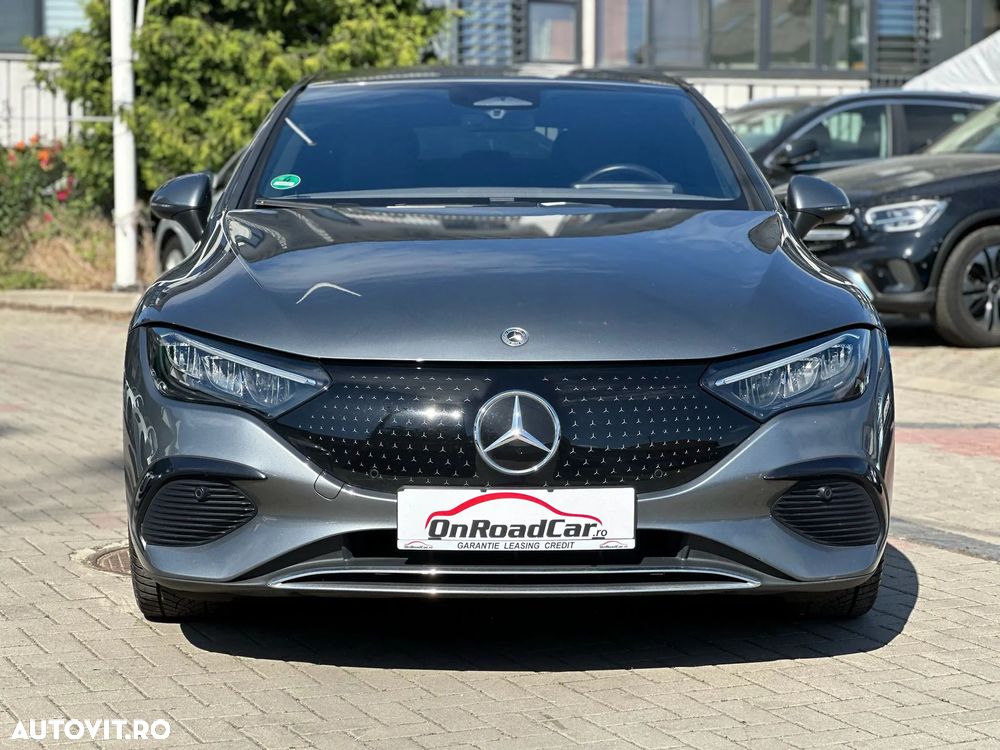 Mercedes-Benz EQE 300 - 12
