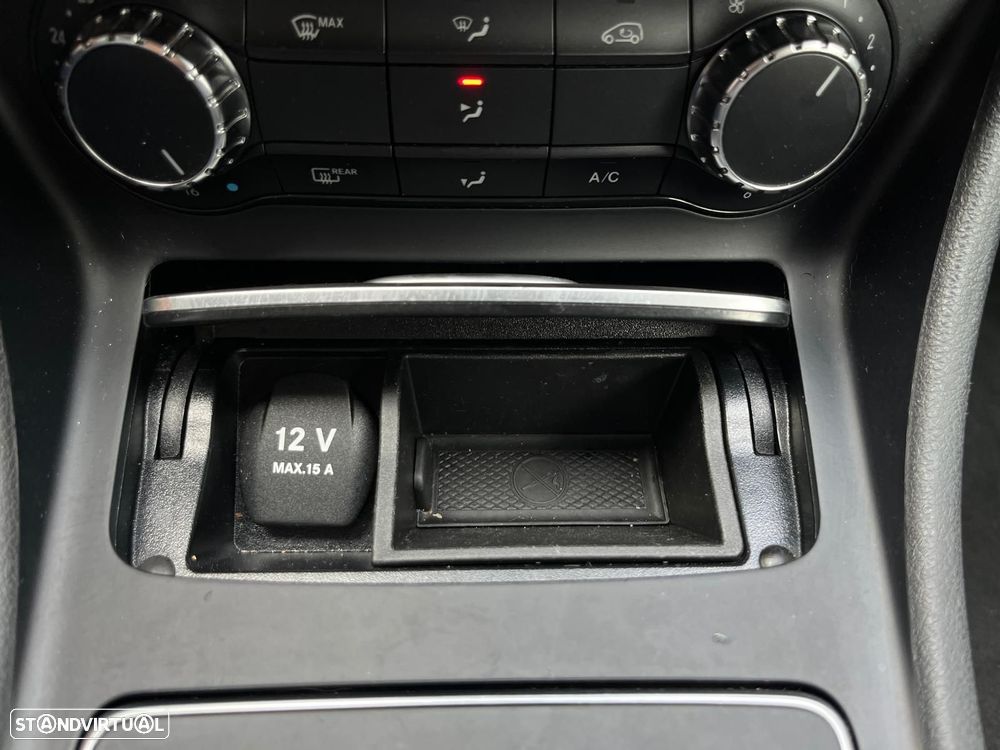 Mercedes-Benz A 180 - 37