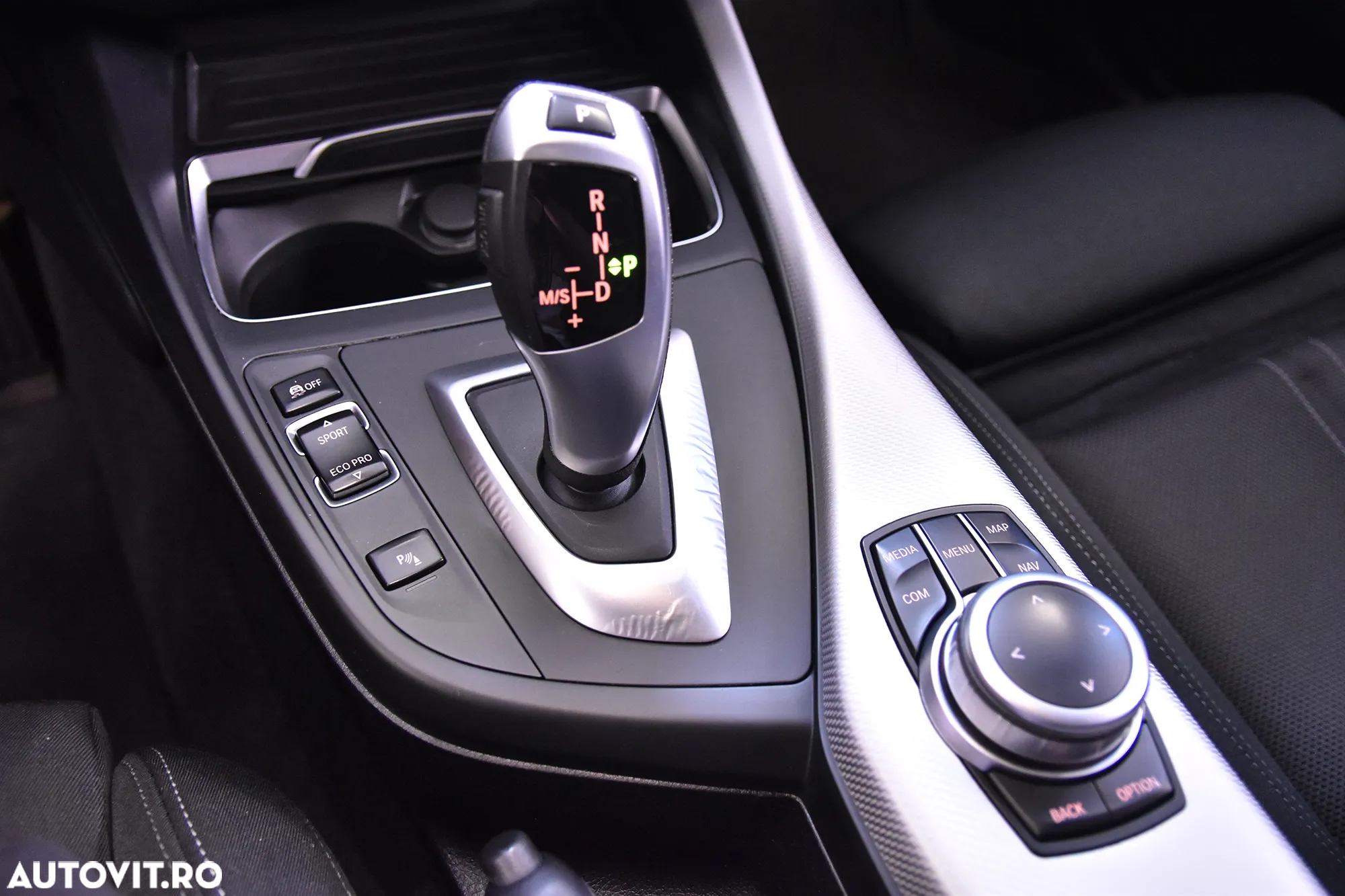 BMW Seria 1 118i Aut. M Sport - 16