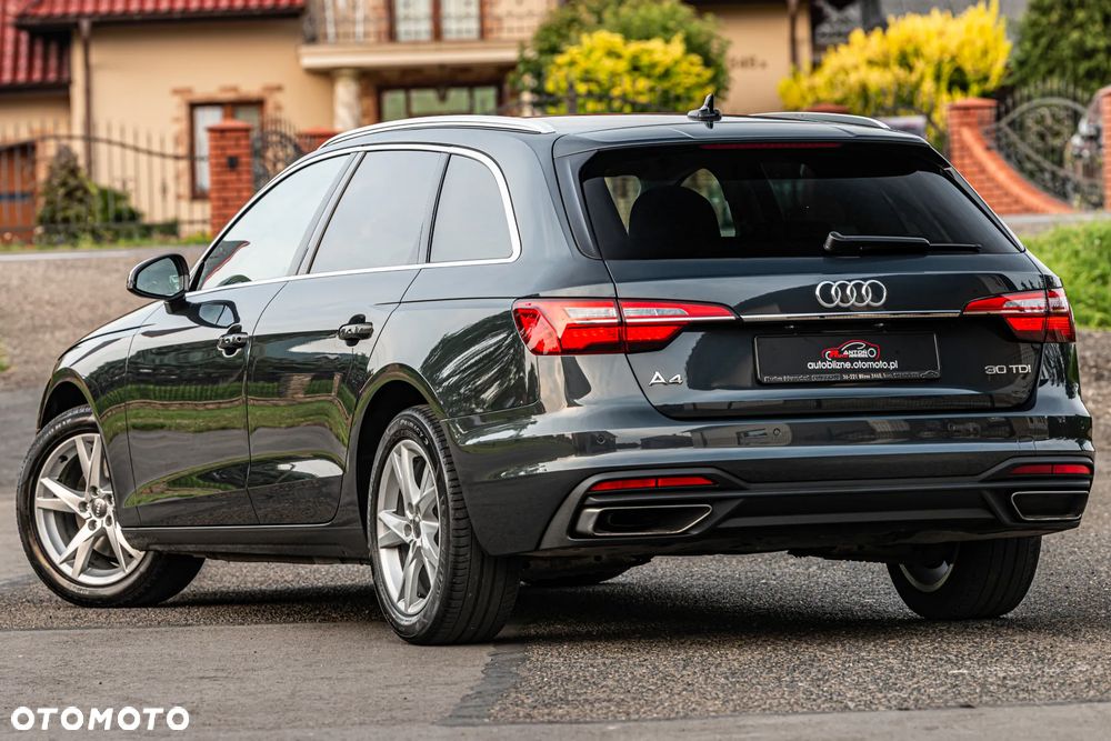 Audi A4 Avant 2.0 TDI ultra S tronic design - 3