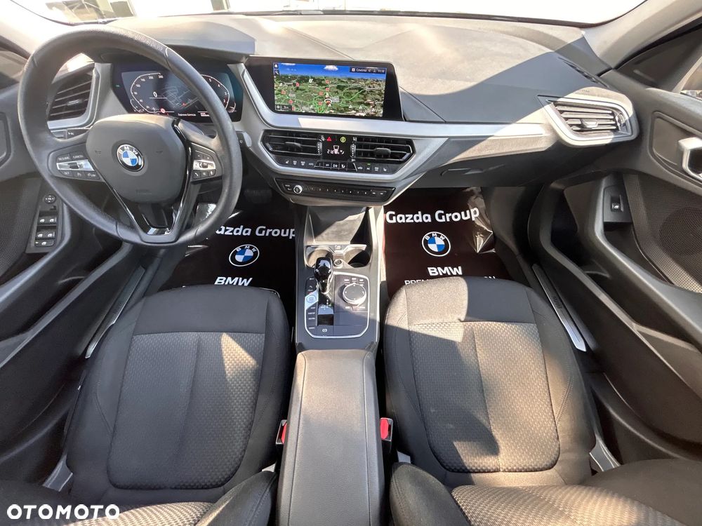 BMW Seria 1 118i Advantage - 24