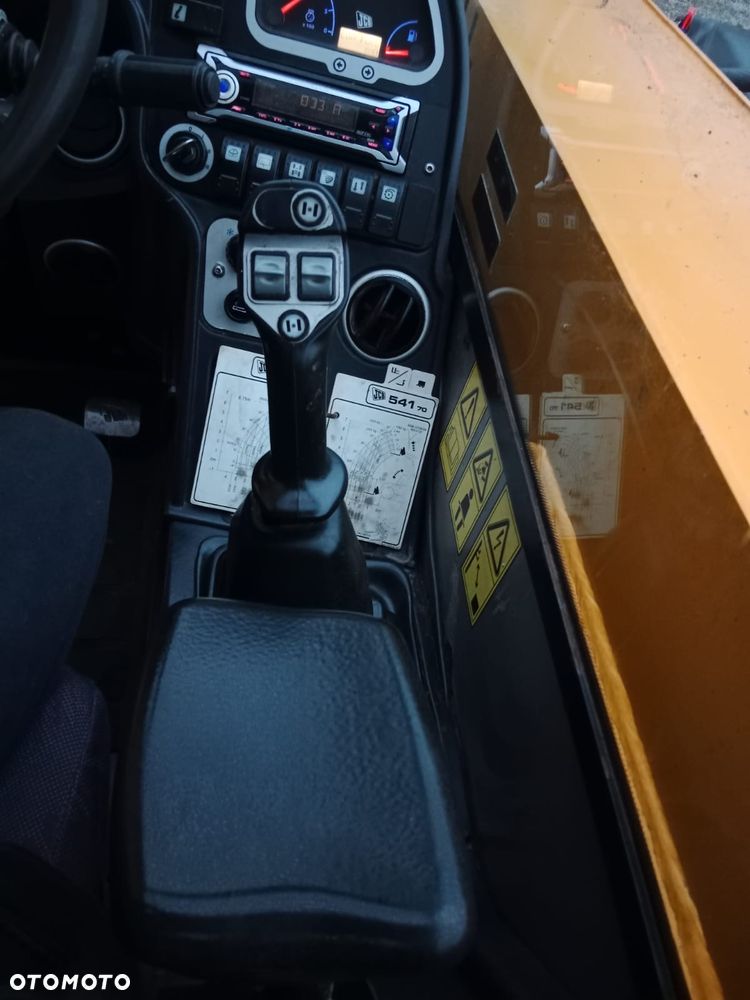 JCB 541 - 12