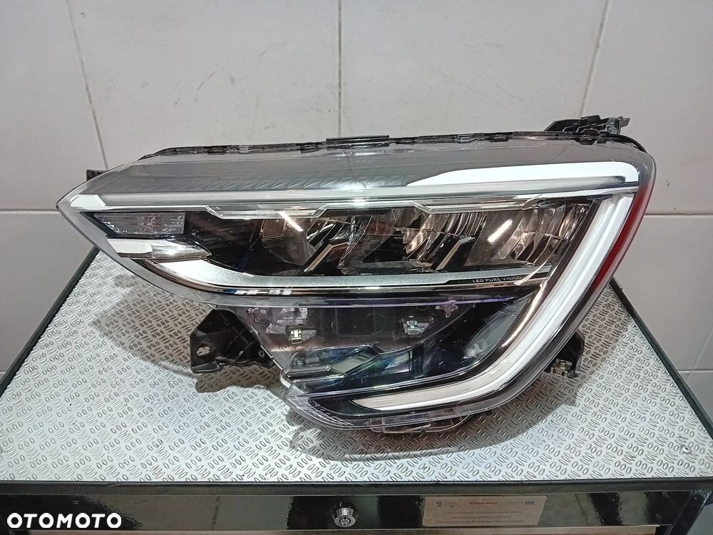 LAMPA LED PURE VISION LEWY PRZÓD RENAULT ARKANA R2022 NR 260603632R - 1