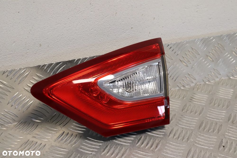 LAMPA TYLNA TYŁ PRAWA LEWA W KLAPĘ FORD MONDEO MK5 V HB DS73-13A602-JG DS73-13A603-JG 2014 - 2