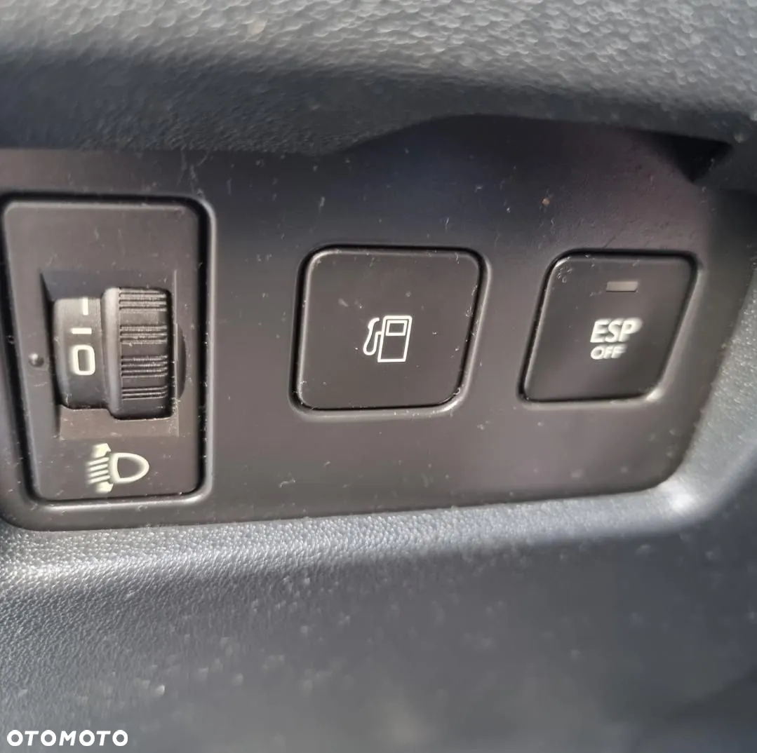 Citroën C4 1.6 HDi Attraction - 11