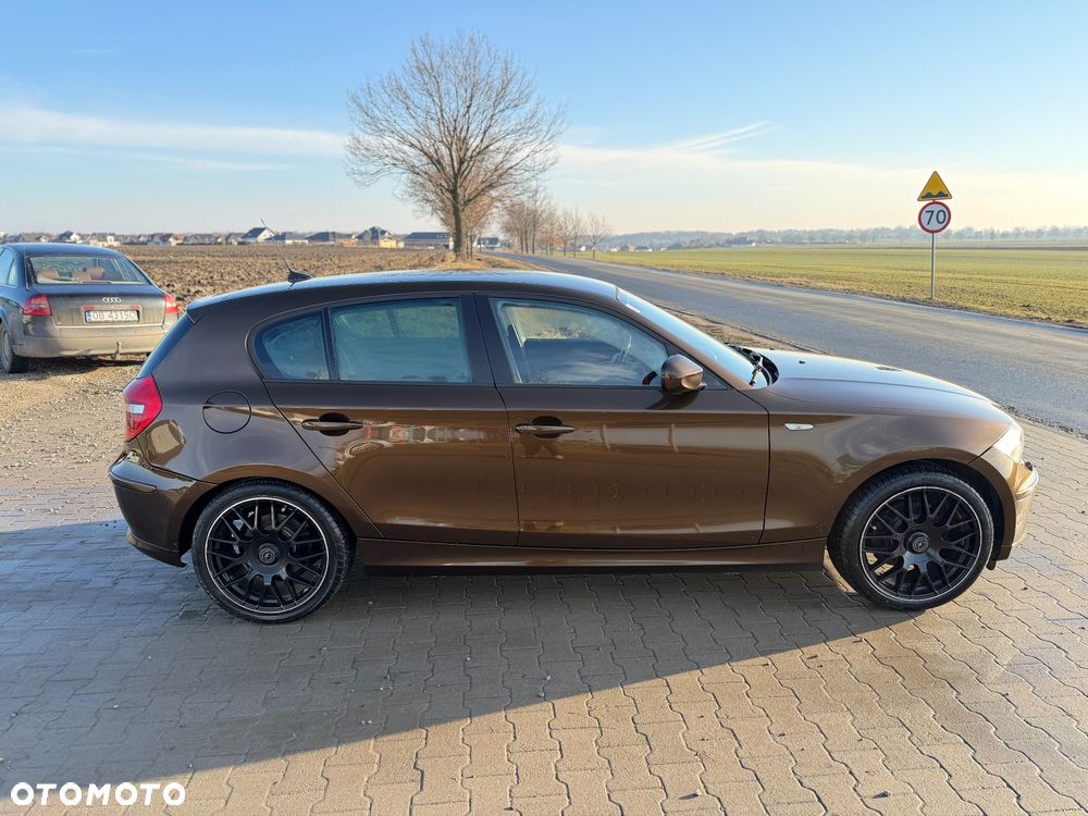 BMW Seria 1 120d - 8