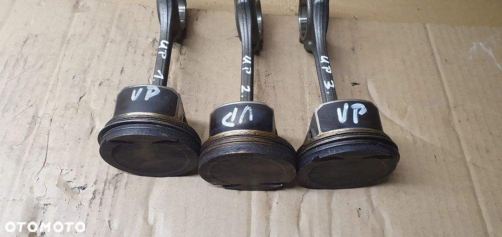 Tłok korbowód VW UP 1.0 CHY - 8