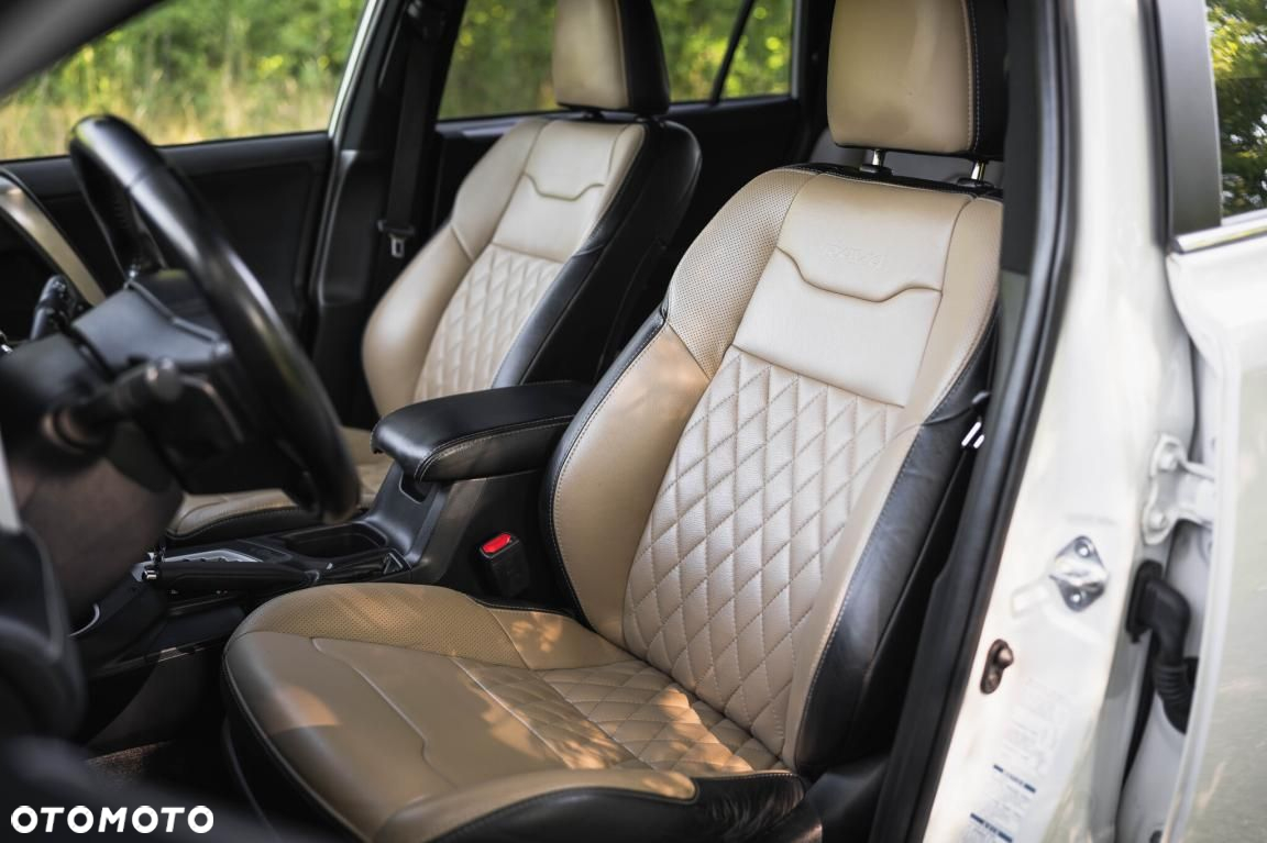 Toyota RAV4 - 15