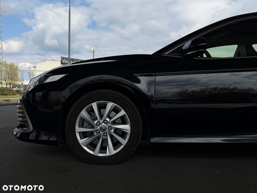 Toyota Camry 2.5 Hybrid Comfort CVT - 17