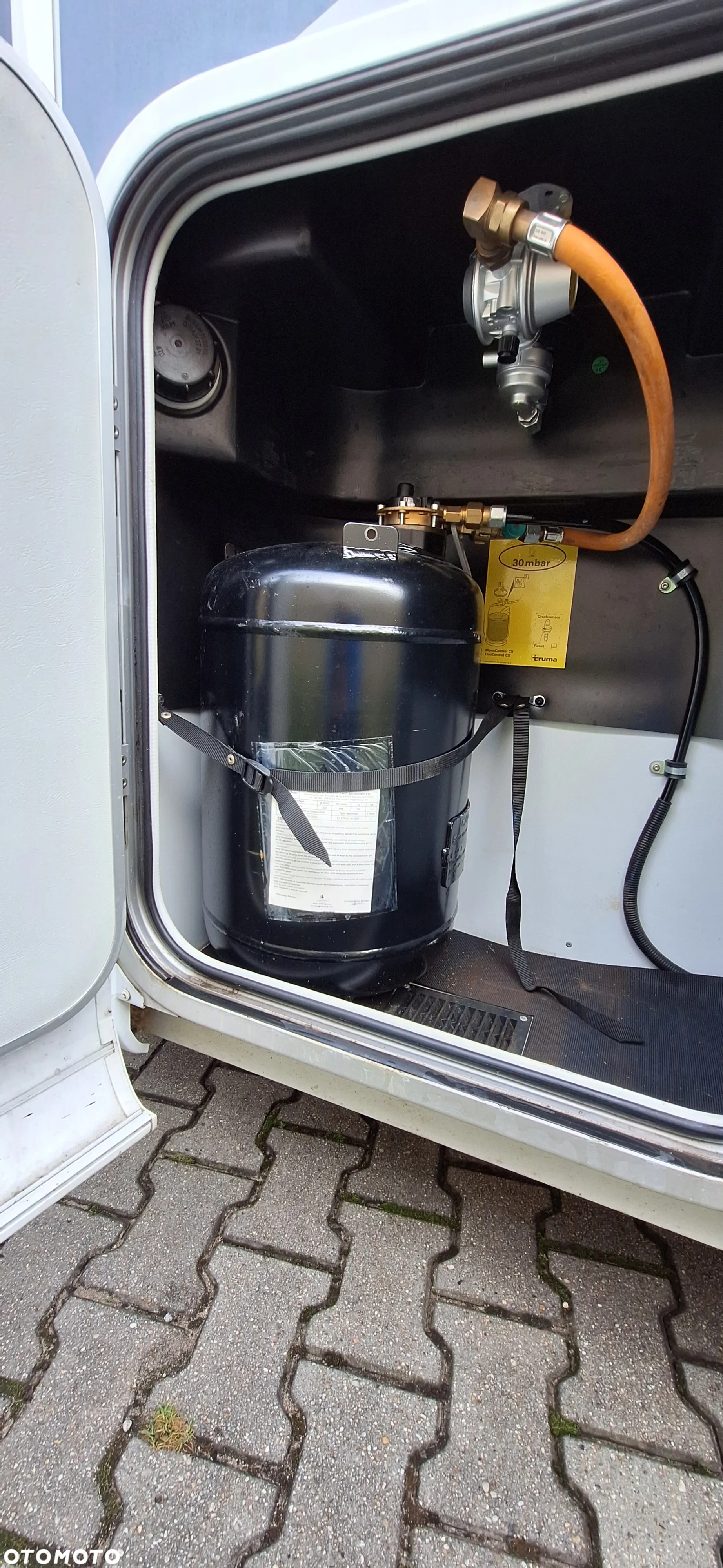 KNAUS Salon Polska, VAT 23%, Sky Traveller 650DG - 24