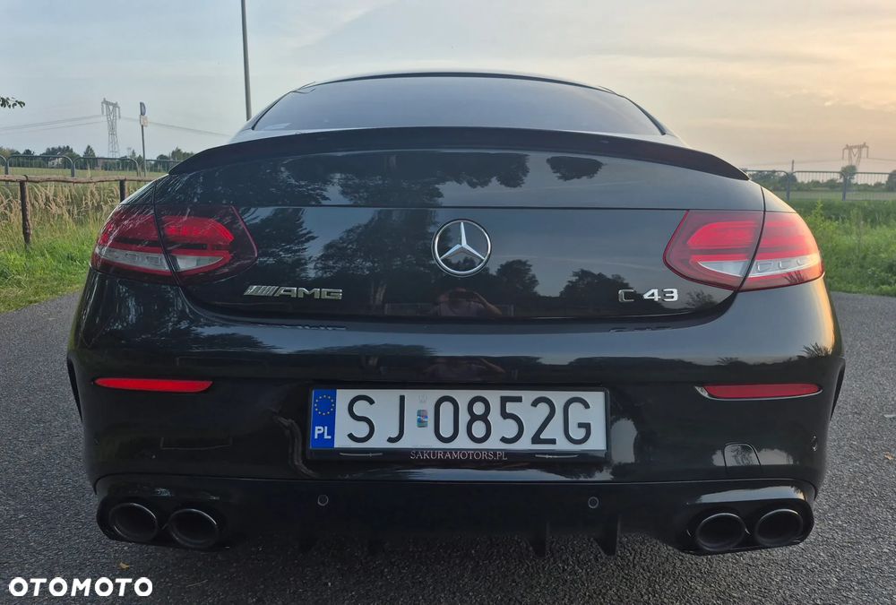 Mercedes-Benz Klasa C 43 AMG 4MATIC - 27