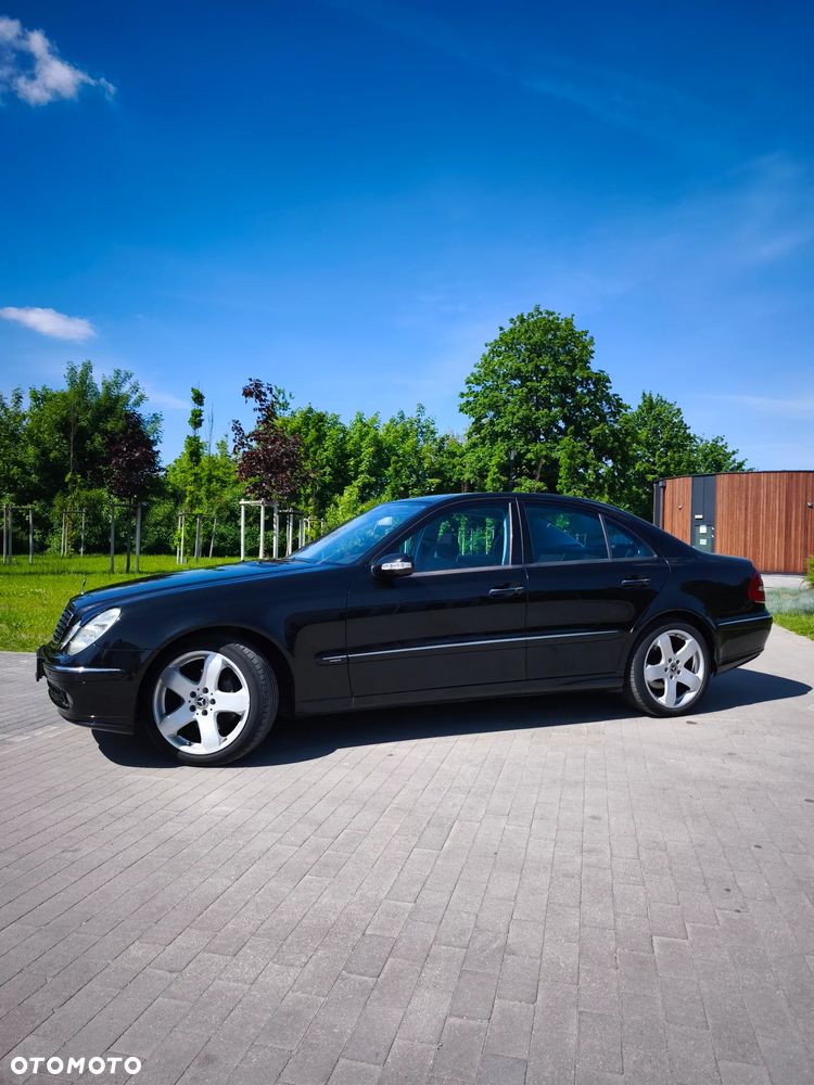 Mercedes-Benz Klasa E 320 CDI T Avantgarde - 20