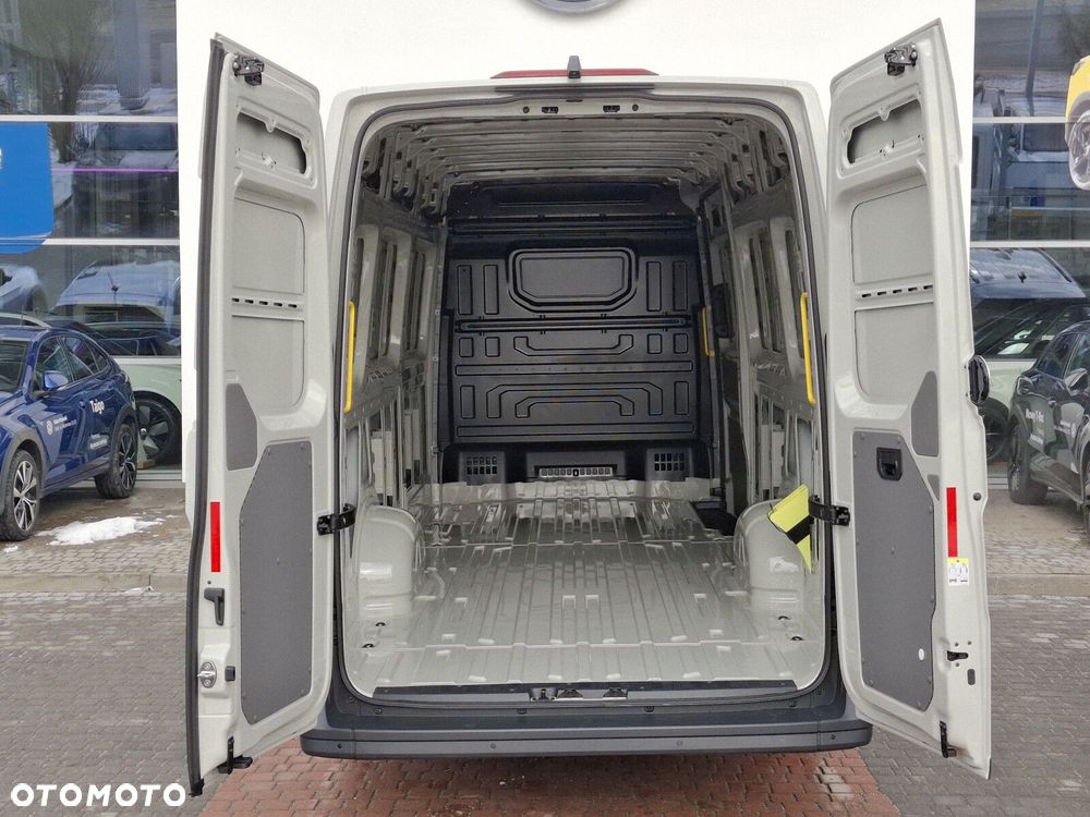 Volkswagen Crafter - 8