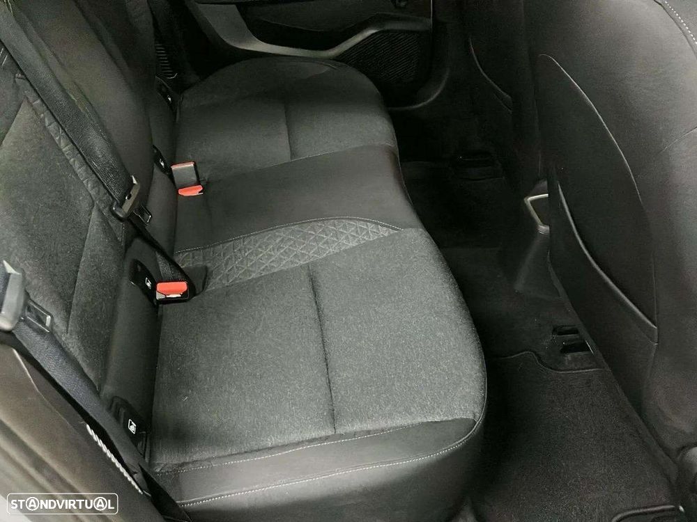 Renault Clio 1.6 E-Tech Intens - 16