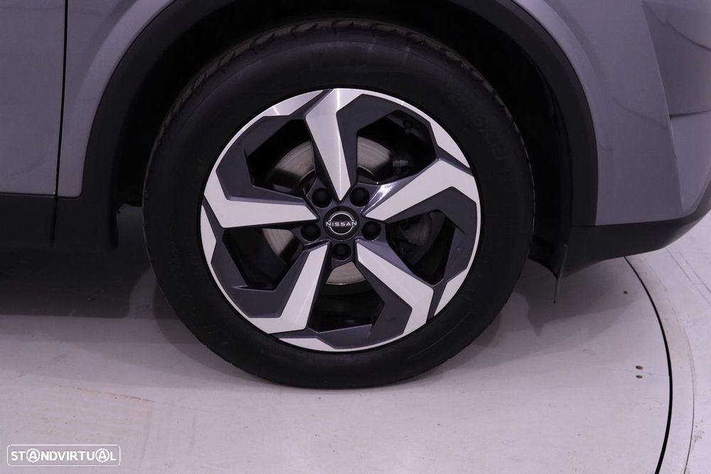 Nissan Qashqai 1.3 DIG-T N-Connecta - 11