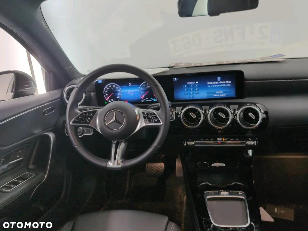 Mercedes-Benz Klasa A 180 AMG Line 7G-DCT - 11