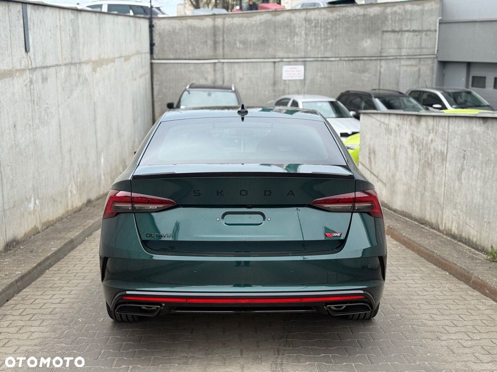 Skoda Octavia 2.0 TSI RS DSG - 6