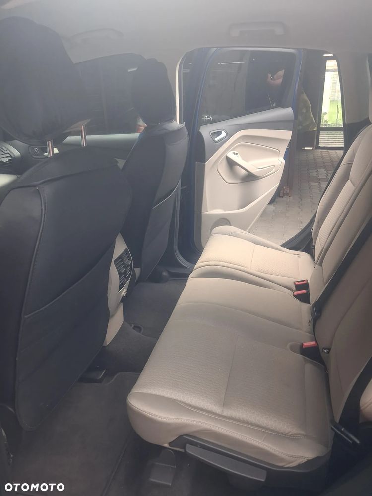 Ford Escape - 8