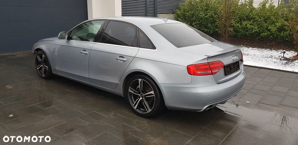 Audi A4 Limousine 3.0 TDI DPF quattro S line Sportpaket (plus) - 6