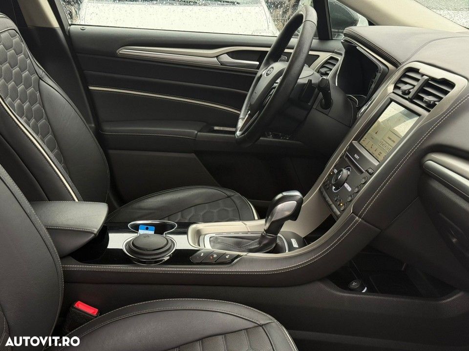 Ford Mondeo - 17
