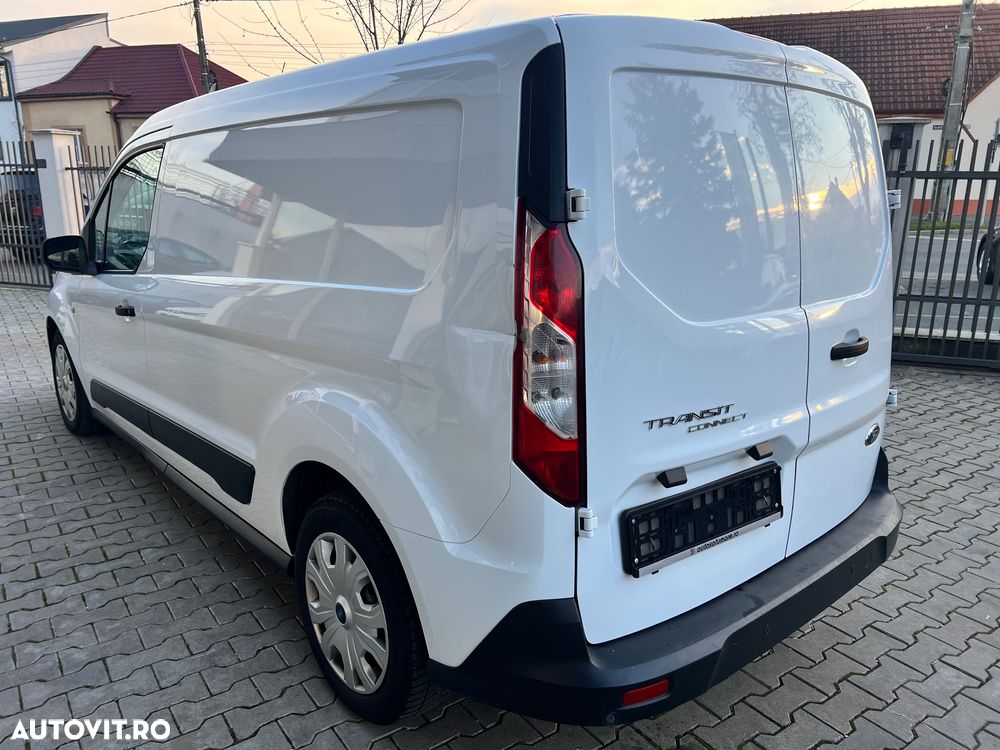 Ford Transit Connect - 9