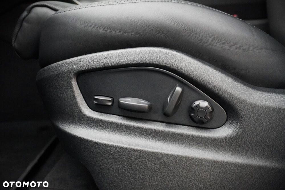 Porsche Cayenne GTS - 14