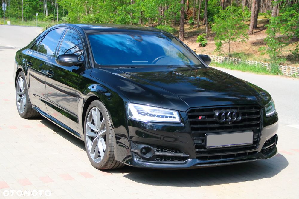 Audi S8 Standard - 3