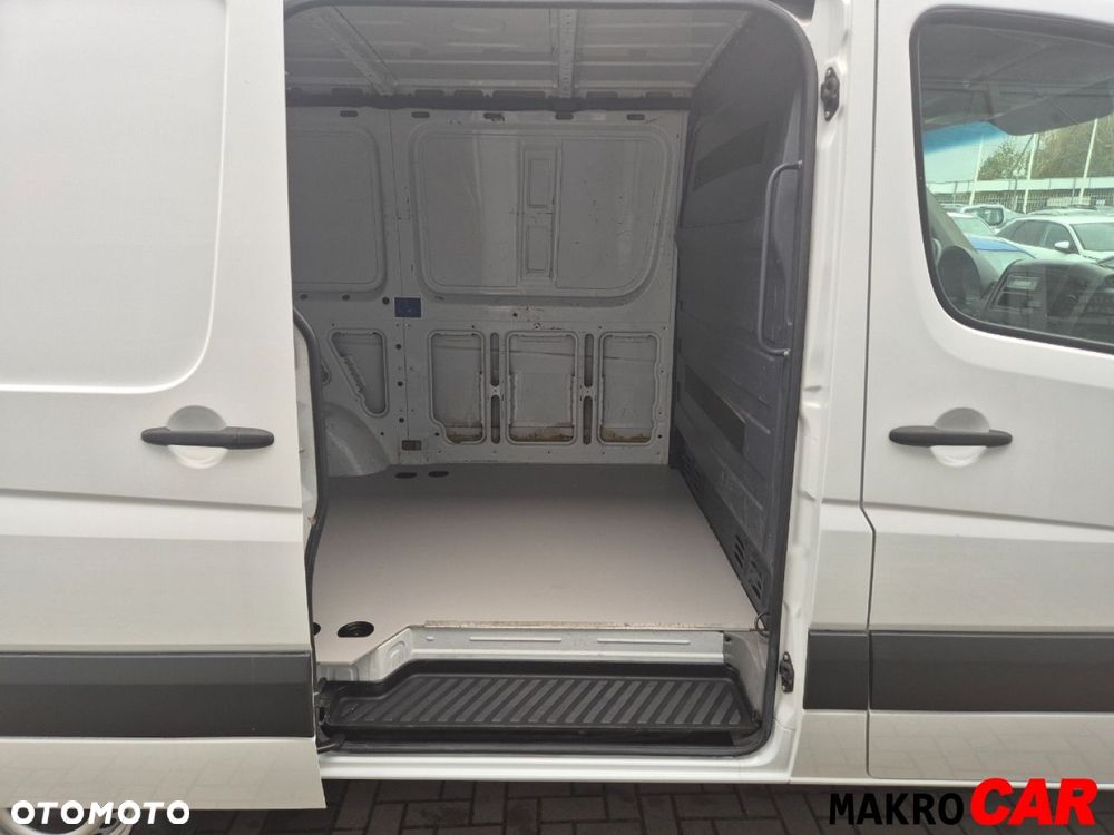 Mercedes-Benz Sprinter - 15