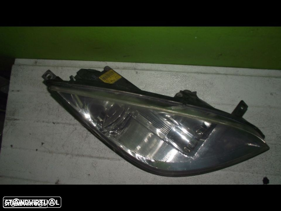 Farol Direito Mitsubishi Colt - 2005 / 2008 - 3