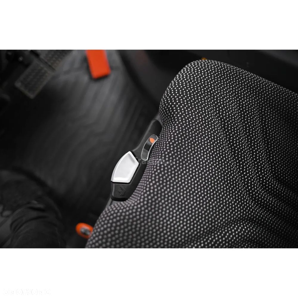 LS Traktor MT5.73 PST EHL Auto - 40