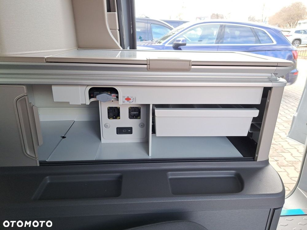 Volkswagen California - 23