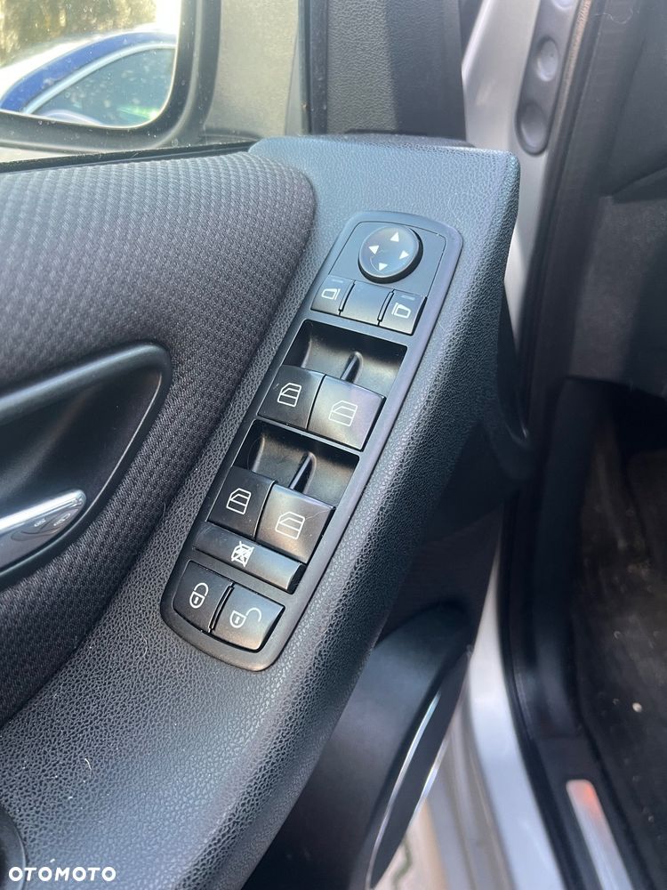 Mercedes-Benz Klasa B - 16