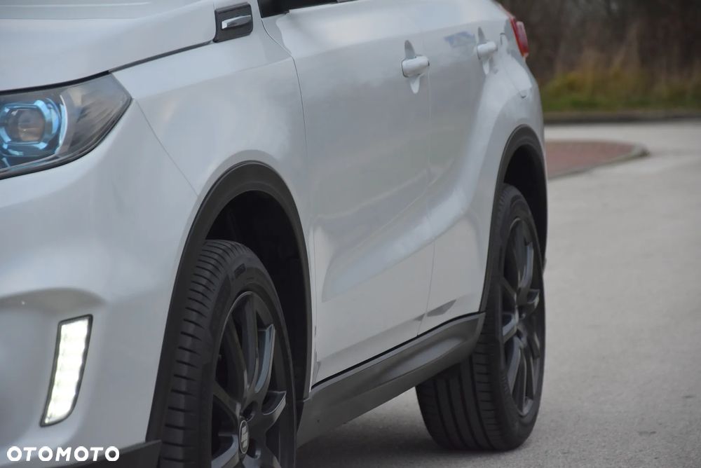 Suzuki Vitara 1.6 Premium 4WD - 18