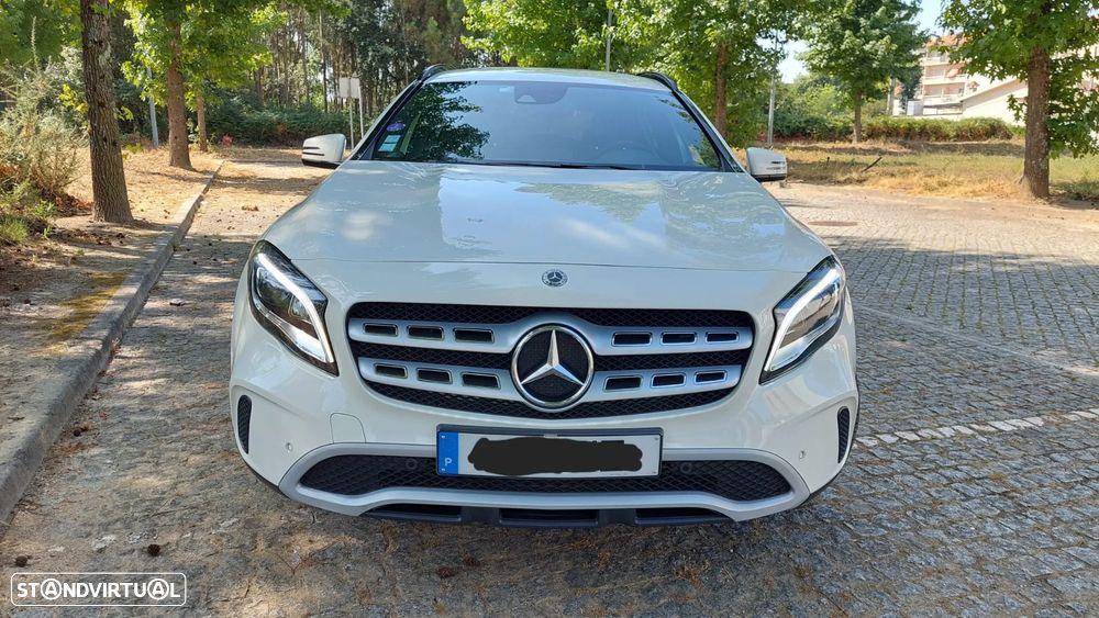 Mercedes-Benz GLA 180 - 3