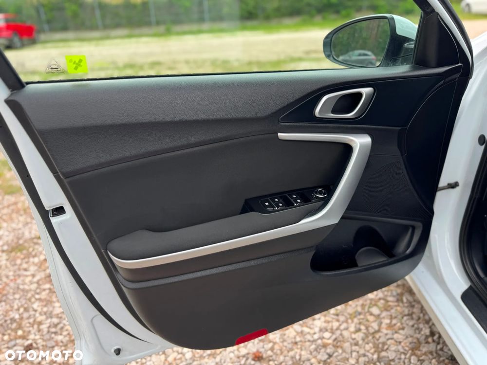 Kia Ceed 1.4 L - 16