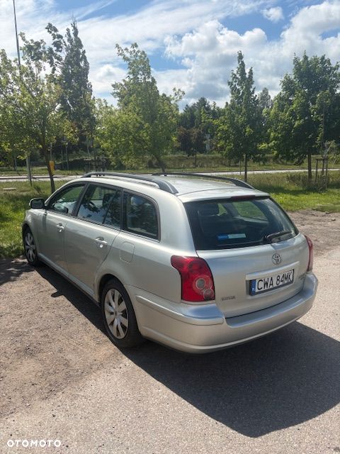 Toyota Avensis 2.0 D-4D Luna - 3