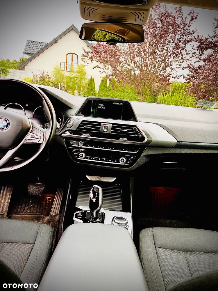 BMW X3 xDrive20d - 8