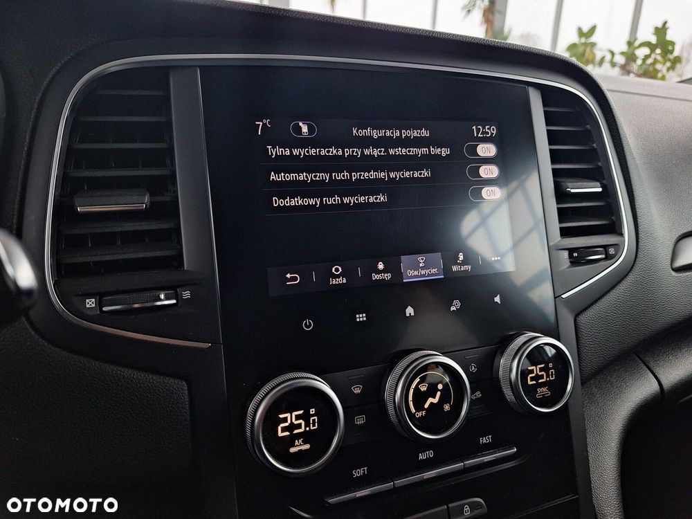 Renault Megane 1.5 Blue dCi Zen - 30