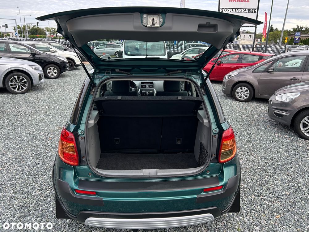 Suzuki SX4 1.9 DDiS DPF 4x4 Comfort - 27