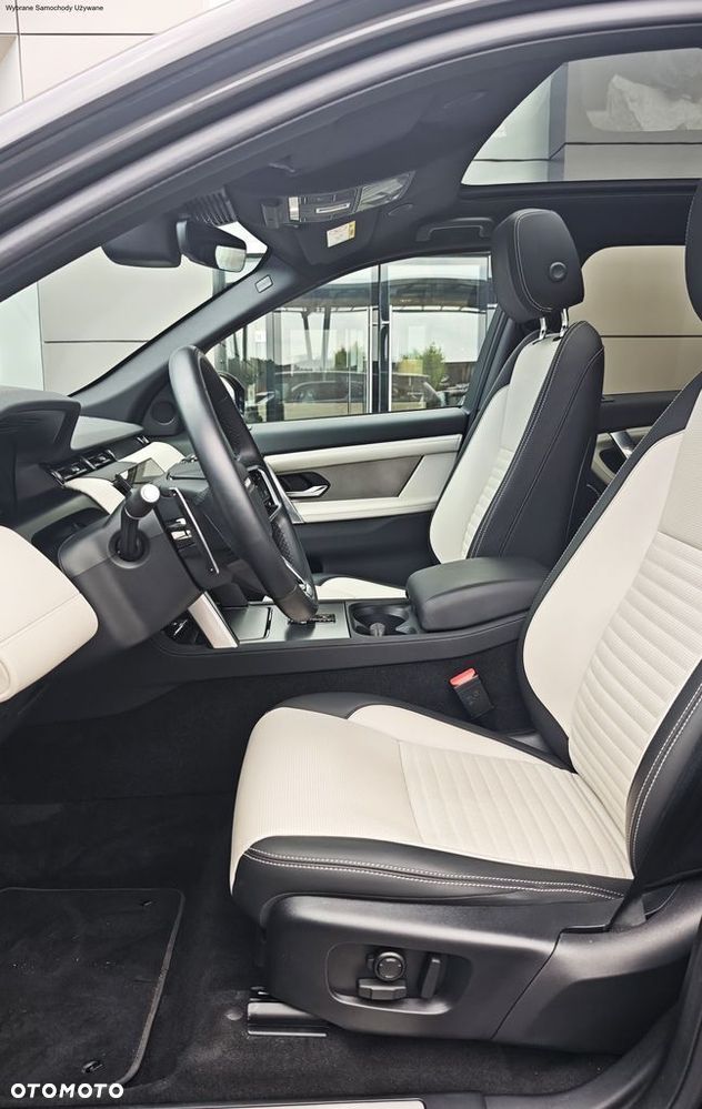 Land Rover Discovery Sport - 2